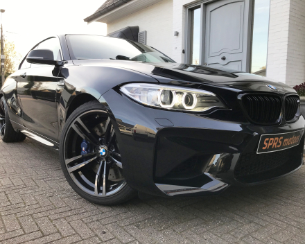 BMW M2  370 PK PRACHTWAGEN  SLECHTS 8,821 KM + GARANTIE