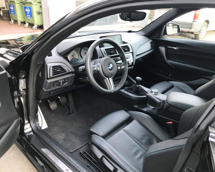BMW M2  370 PK PRACHTWAGEN  SLECHTS 8,821 KM + GARANTIE