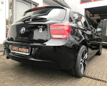 BMW  114 I BENZINE  64.210 KM  03/08/2012  GEKEURD + GARANTIE   10400 EURO