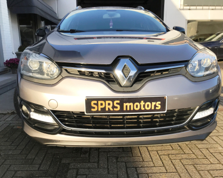 RENAULT MEGANE "BOSE"  09/07/2014  GEKEURD  GARANTIE  6.800 EURO