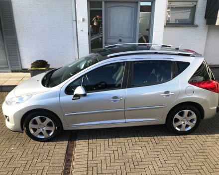 PEUGEOT 207 SW 1,6HDI  AIRCO / PANORAM.DAK 24/09/2010  97.045 KM