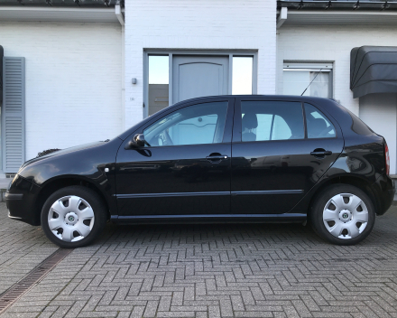 SKODA FABIA 1,2 MPI  BENZINE  SLECHTS 91.883 KM   2550 EURO  GEKEURD