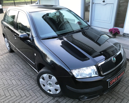 SKODA FABIA 1,2 MPI  BENZINE  SLECHTS 91.883 KM   2550 EURO  GEKEURD