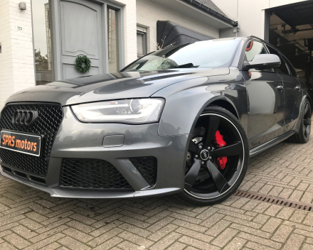 AUDI RS4 QUATTRO  450 PK  22/04/2015  88.248 KM