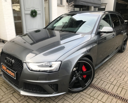 AUDI RS4 QUATTRO  450 PK  22/04/2015  88.248 KM