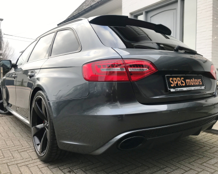 AUDI RS4 QUATTRO  450 PK  22/04/2015  88.248 KM