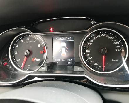 AUDI RS4 QUATTRO  450 PK  22/04/2015  88.248 KM