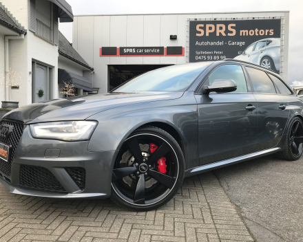 AUDI RS4 QUATTRO  450 PK  22/04/2015  88.248 KM