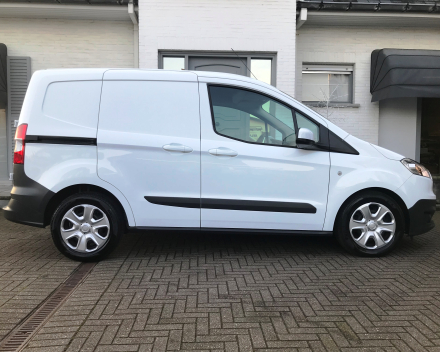 FORD TRANSIT  LICHTE VRACHT  04/05/2018  SLECHTS  13.657 KM !