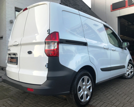 FORD TRANSIT  LICHTE VRACHT  04/05/2018  SLECHTS  13.657 KM !