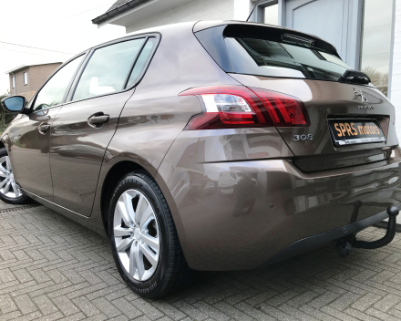 PEUGEOT 308 1,6HDI  NAVIGATIE / ALU / GARANTIE / 96.843 KM  / 8800 EURO