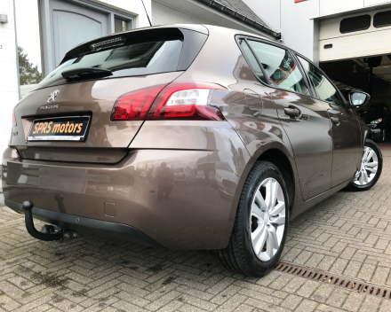 PEUGEOT 308 1,6HDI  NAVIGATIE / ALU / GARANTIE / 96.843 KM  / 8800 EURO