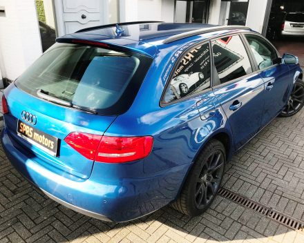 AUDI A4 2,0TDI AVANT  NAVI / AIRCO / PDC / EURO 5  30/05/2011