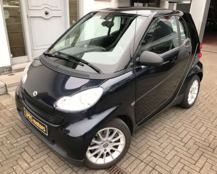 SMART forTwo  LEDER / AIRCO / ALU / PANORAM DAK / VERW.ZETELS  SLECHTS 63.828 KM