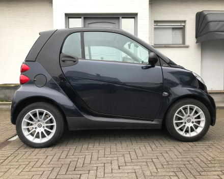 SMART forTwo  LEDER / AIRCO / ALU / PANORAM DAK / VERW.ZETELS  SLECHTS 63.828 KM