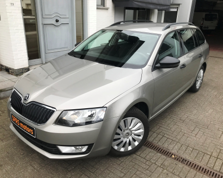 SKODA OCTAVIA  10/11/2015   110.400 KM GEKEURD VR VERKOOP