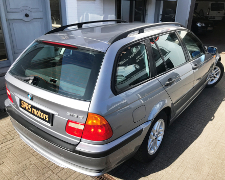 BMW 318 D TOURING OVERNAMEWAGEN 26/05/2005  103471 KM  