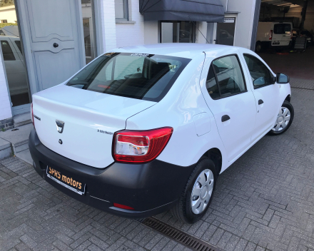 DACIA LOGAN BENZINE SLECHTS= 31.123KM  26/09/2014  4500 EURO ALL IN