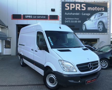 MERCEDES SPRINTER VERHOOGD 26/03/2010   158.118 KM  6950 + BTW