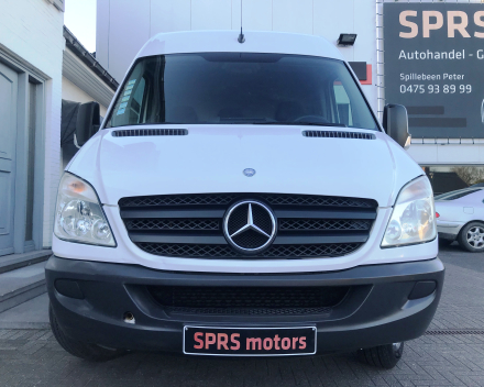 MERCEDES SPRINTER VERHOOGD 26/03/2010   158.118 KM  6950 + BTW