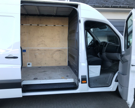 MERCEDES SPRINTER VERHOOGD 26/03/2010   158.118 KM  6950 + BTW