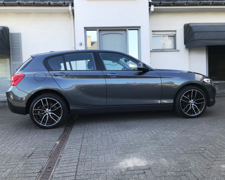 BMW 116I  10/09/2015  SLECHTS 49.752 KM BENZINE + GARANTIE  13.750 EURO