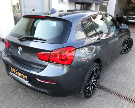 BMW 116I  10/09/2015  SLECHTS 49.752 KM BENZINE + GARANTIE  13.750 EURO