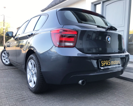 BMW 114I BENZINE  29/11/2013   SLECHTS   56,011 KM     /  10600 EURO