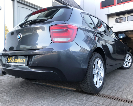 BMW 114I BENZINE  29/11/2013   SLECHTS   56,011 KM     /  10600 EURO