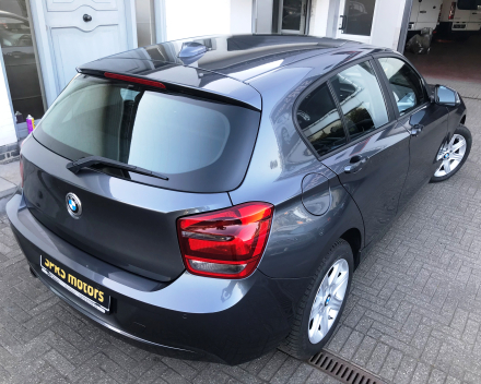 BMW 114I BENZINE  29/11/2013   SLECHTS   56,011 KM     /  10600 EURO