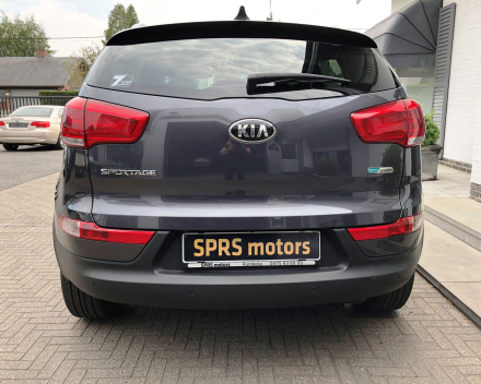 KIA SPORTAGE  23/06/2015  56.178 KM 1,7 CRDI  FULL OPTION LEDER / NAVI / PDC / CRUISE / ...