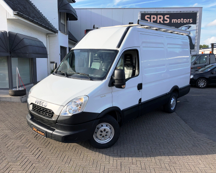 IVECO DAILY 35S15 VERHOOGD + DAKREK + SLECHTS 117.495 KM  BJ 2013  EURO 5  8513 EURO NETTO