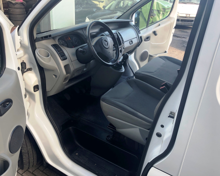 OPEL VIVARO LICHTEVRACHT 2,0CDTI  SLECHTS 115.130 KM  6500 EURO ALL IN