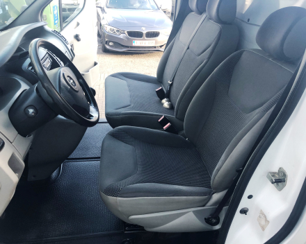 OPEL VIVARO LICHTEVRACHT 2,0CDTI  SLECHTS 115.130 KM  6500 EURO ALL IN