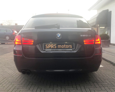 BMW 520 D TOURING  F11  22/09/2011  SLECHTS 131.556 KM  HANDELAAR 9.000 EURO