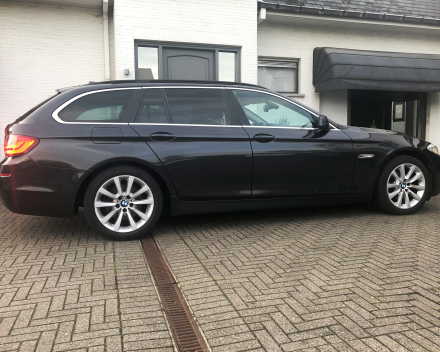 BMW 520 D TOURING  F11  22/09/2011  SLECHTS 131.556 KM  HANDELAAR 9.000 EURO