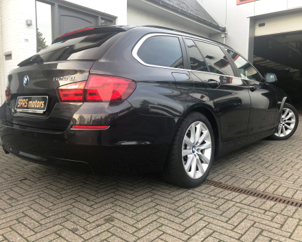 BMW 520 D TOURING  F11  22/09/2011  SLECHTS 131.556 KM  HANDELAAR 9.000 EURO