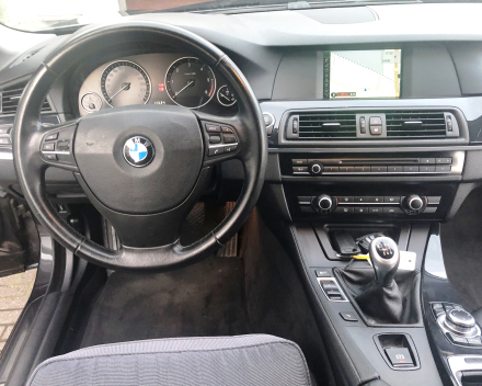 BMW 520 D TOURING  F11  22/09/2011  SLECHTS 131.556 KM  HANDELAAR 9.000 EURO