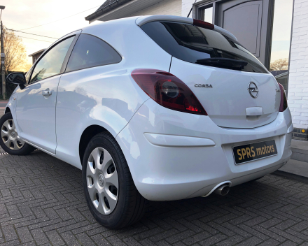 OPEL CORSA 1,3 CDTI  EURO 5  27/05/2013  LICHTEVRACHT