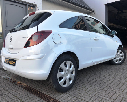 OPEL CORSA 1,3 CDTI  EURO 5  27/05/2013  LICHTEVRACHT