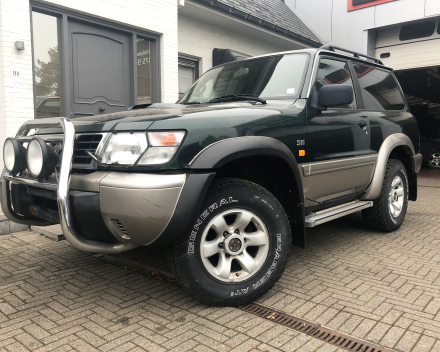 NISSAN PATROL GR TD-6  LICHTEVRACHTWAGEN  SLECHTS 122.653 KM  / 3000 EURO