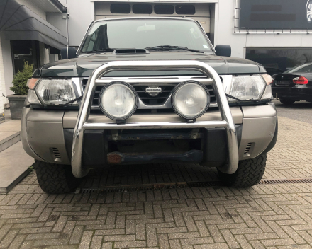 NISSAN PATROL GR TD-6  LICHTEVRACHTWAGEN  SLECHTS 122.653 KM  / 3000 EURO