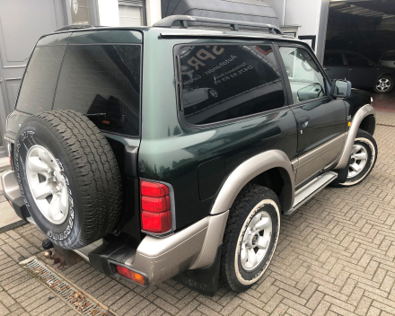 NISSAN PATROL GR TD-6  LICHTEVRACHTWAGEN  SLECHTS 122.653 KM  / 3000 EURO