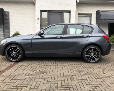 BMW 114I BENZINE  29/11/2013   SLECHTS   56,011 KM     /  10600 EURO