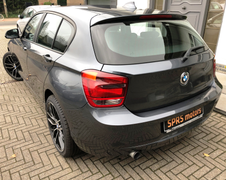 BMW 114I BENZINE  29/11/2013   SLECHTS   56,011 KM     /  10600 EURO