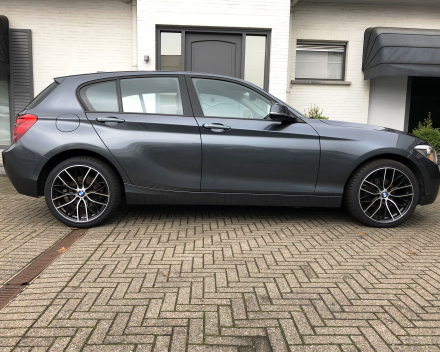 BMW 114I BENZINE  29/11/2013   SLECHTS   56,011 KM     /  10600 EURO