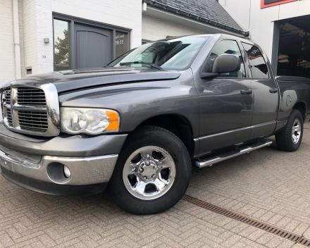 DODGE RAM 1500   08/12/2003   156775 KM   VOOR HANDELAAR