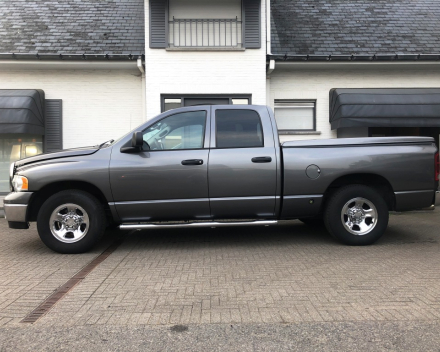 DODGE RAM 1500   08/12/2003   156775 KM   VOOR HANDELAAR