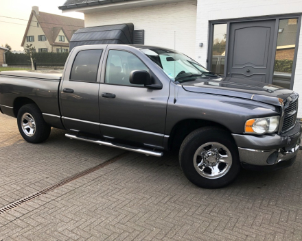 DODGE RAM 1500   08/12/2003   156775 KM   VOOR HANDELAAR