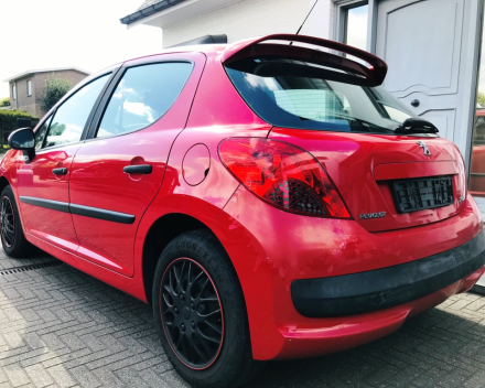 VERKOCHT  PEUGEOT 207  1,4 HDI   04/05/2009   141.466 KM